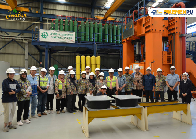 pengujian prototype Lead Rubber Bearing (LRB) untuk flyover panorama 1 sitinjau lauik, Kab Karawang