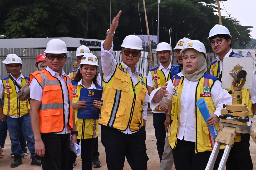 Kunjungan Dirjen Bina Marga ke Proyek Pembangunan Jalan Baru Menuju Kawasan MABES TNI Cilangkap