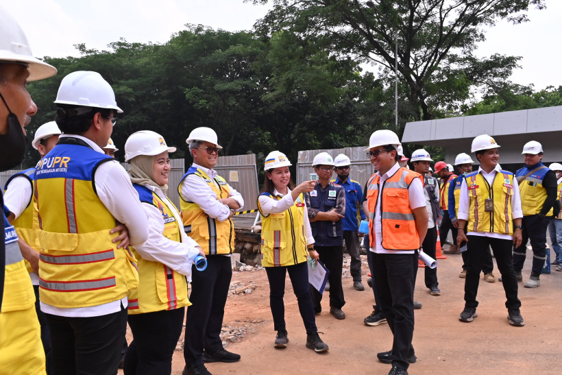 Kunjungan Dirjen Bina Marga ke Proyek Pembangunan Jalan Baru Menuju Kawasan MABES TNI Cilangkap