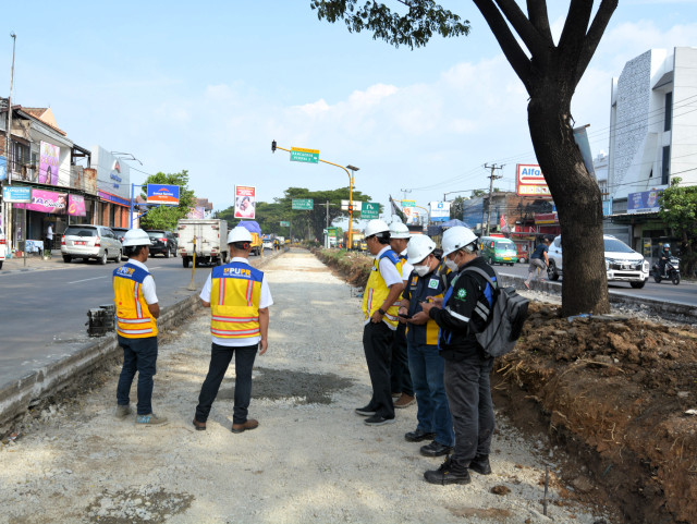 Perbaikan Ruas Jalan Rancaekek Selesai Sebelum Libur Natal dan Tahun Baru