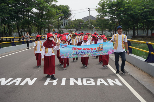 Bermain dan Belajar Di Acara Bina Marga Goes to My School