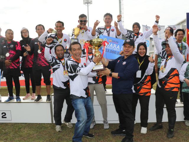 BPJN Sulbar Sabet Piala Bergilir! Dirjen Bina Marga Resmi Tutup Kejuaraan Gateball 2025