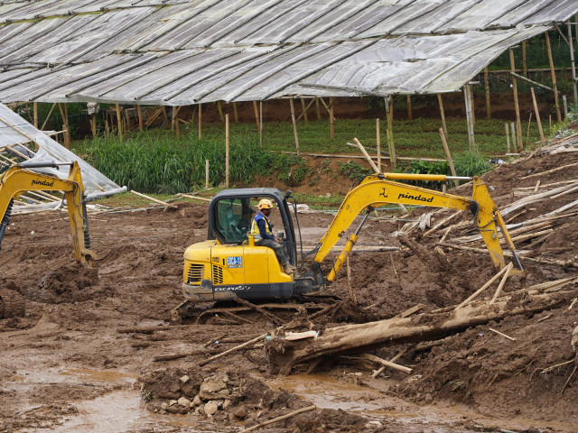 Masuki Hari Keempat, BBPJN DKI Jabar Terus Intensifkan Penanganan Longsor Cisarua