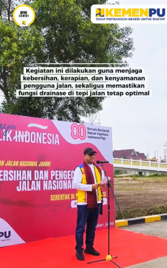 BPJN Jambi Melaksanakan Pembersihan dan Pengecatan Kerb Jalan Nasional BPJN Jambi Melaksanakan Pembersihan dan Pengecatan Kerb Jalan Nasional