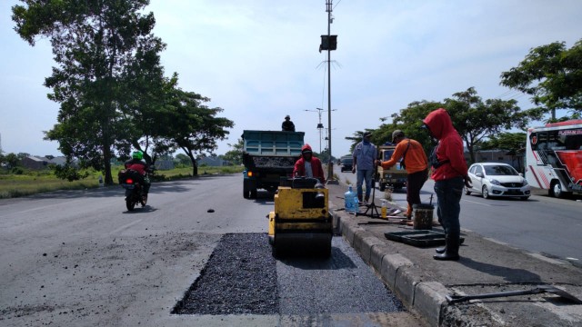 Tangani Lubang Akibat Curah Hujan, Bina Marga Terjunkan 1000 Petugas