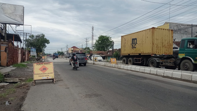 Ruas Palur – Batas Sragen Dilebarkan Untuk Mendukung Fungsi Sebagai Jalan Arteri