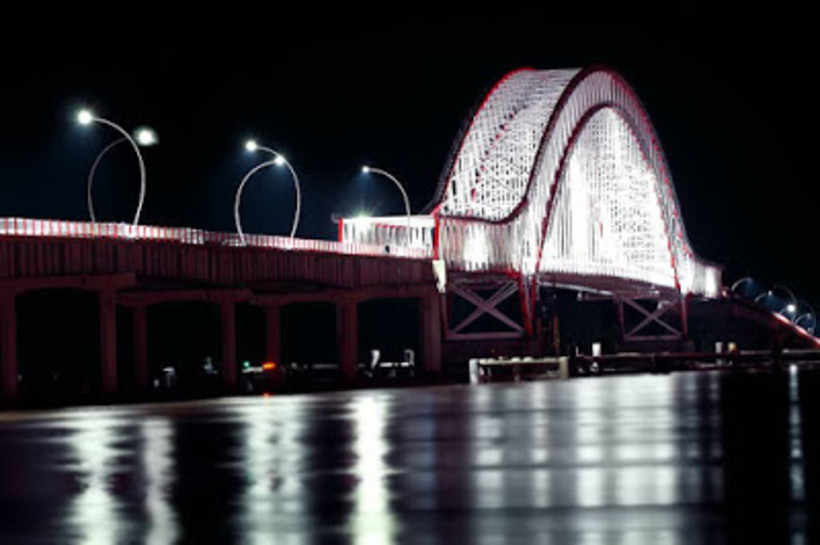 Jembatan Tayan Persingkat Tempuh Pontianak-Kota Tayan