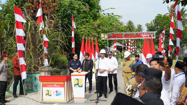 Presiden Republik Indonesia Resmikan 24 Inpres Jalan Daerah (IJD) di Povinsi Kalimantan Barat