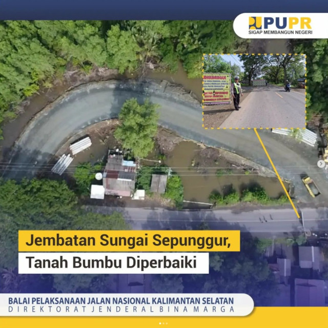 Jembatan Sungai Sepunggur, Desa Sepunggur, Kabupaten Tanah Bumbu, mulai diperbaiki