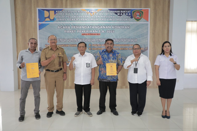 Penandatanganan Kontrak Paket Konsultan Bantuan Teknik dan Preservasi Jalan Namlea-Samalagi-Air Buaya-Teluk Bara