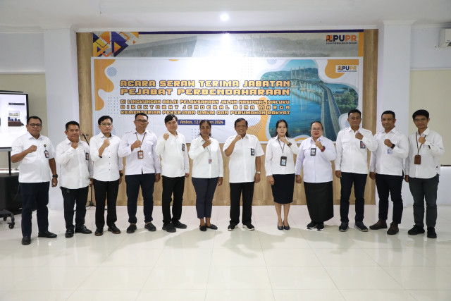 Serah Terima Jabatan Pejabat Perbendaharaan di Lingkup BPJN Maluku Tahun Anggaran 2024 Serah Terima Jabatan Pejabat Perbendaharaan di Lingkup BPJN Maluku Tahun Anggaran 2024