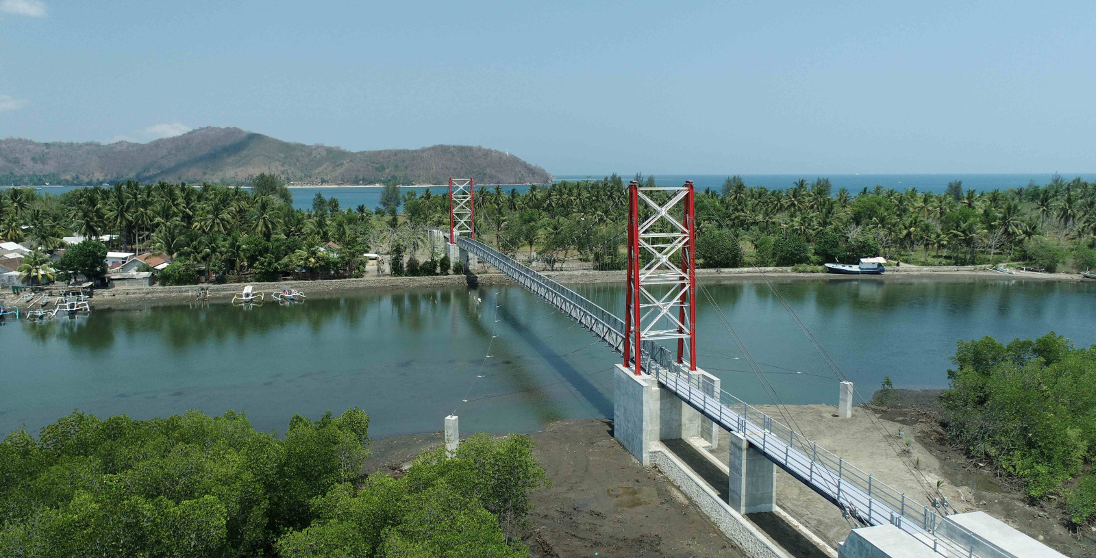 Jembatan Gantung Lembar Selatan