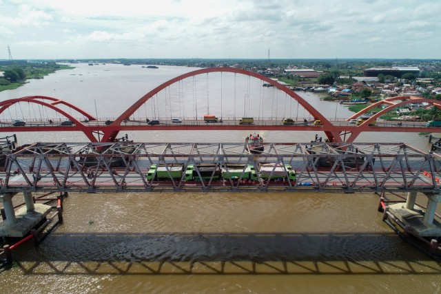 Pelaksanaan Uji Beban Jembatan Musi II