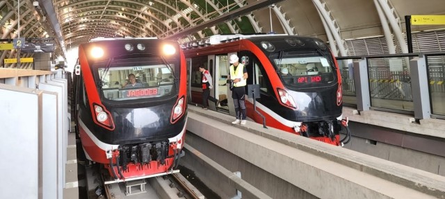 Pelaksanaan Loading Test LRT Jabodebek Mainline Turnout