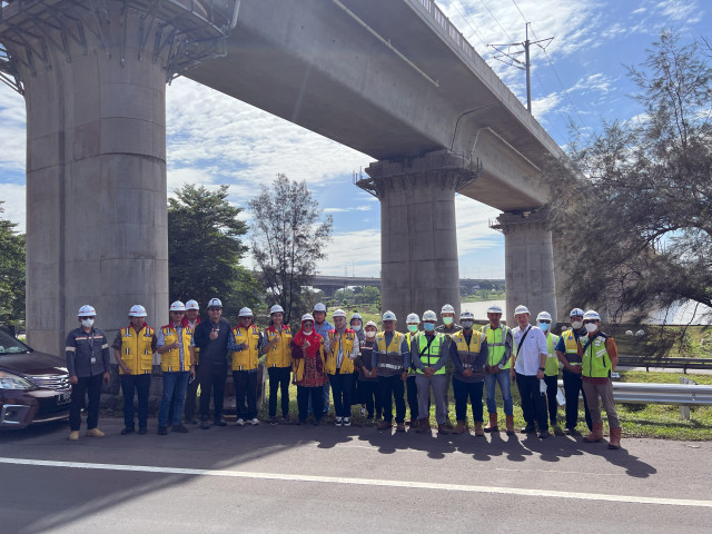 Inspeksi 6 Bulanan Pelaksanaan Konstruksi Jembatan DK 131+500 s.d. DK 15+900 Proyek Kereta Cepat Jakarta Bandung (KCJB)
