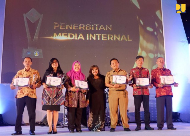 Kementerian PUPR Raih Dua Penghargaan Anugerah Media Humas 2018