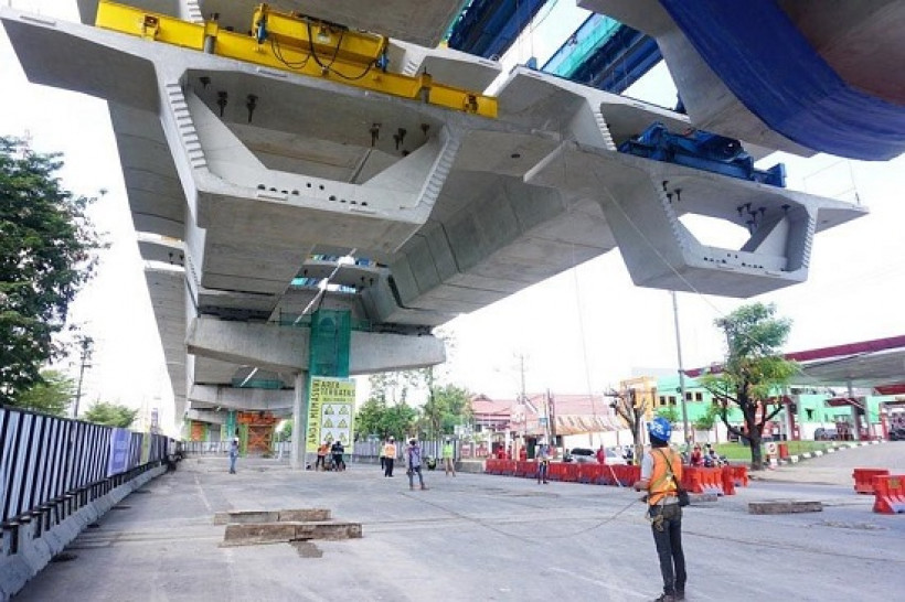 Kontruksi Jalan Tol Layang AP Pettarani Makassar Masuki Tahap Akhir .