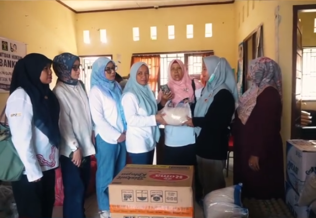 DWP UP Bina Marga Bersama DWP BBPJN/BPJN Seluruh Indonesia Salurkan Bantuan untuk Korban Bencana di Sumatera Barat