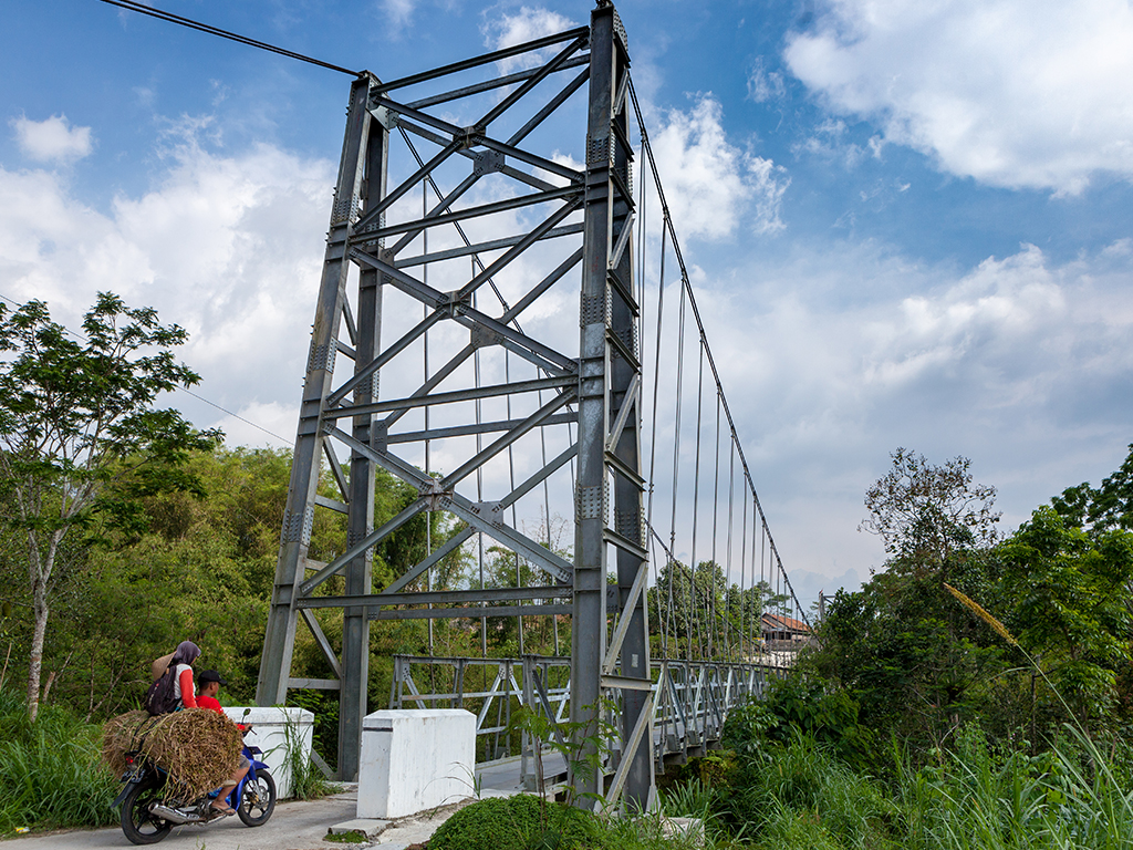 Jembatan Gantung Krinjing - Magelang
