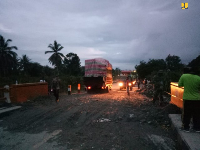 Jaga Jalur Logistik Poso - Parigi, Kementerian PUPR Tangani Perbaikan Jembatan Samalera Yang Tergerus Banjir