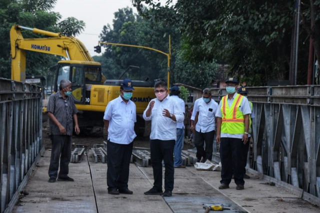 Jaga Jalur Logistik Probolinggo - Lumajang, Kementerian PUPR Tangani Perbaikan Penyangga Jembatan Kedungasem Yang Rusak