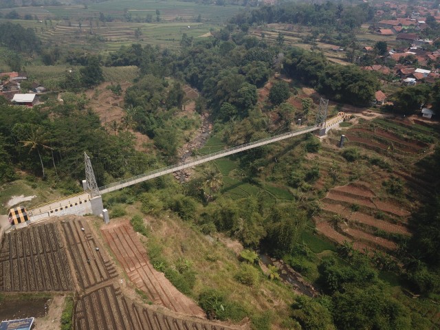 Beri Nilai Tambah, Jembatan Gantung PUPR Akan Dibangun Dengan Lantai Kaca