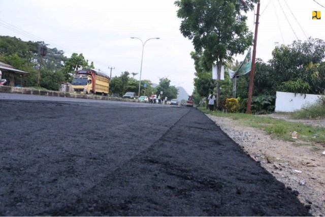 Kementerian PUPR Manfaatkan Aspal Buton untuk Tingkatkan Kualitas Jalan Nasional