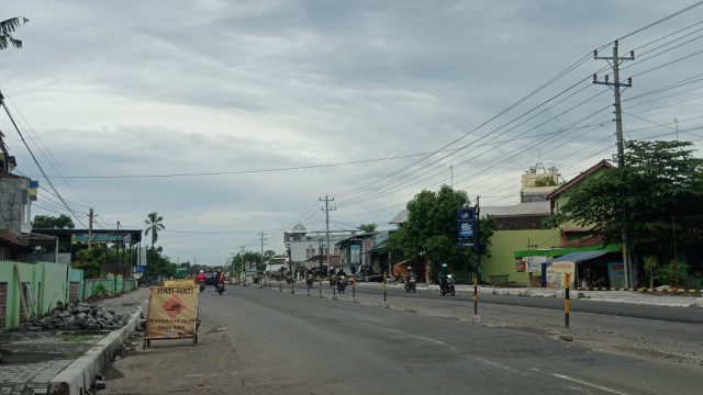 Ruas Palur – Batas Sragen Dilebarkan Untuk Mendukung Fungsi Sebagai Jalan Arteri