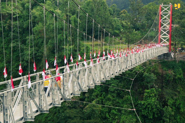 Jembatan Gantung Gipasang Akan Buka Aksesibilitas dan Tingkatkan Potensi Pariwisata