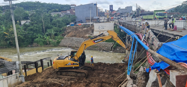 Ditjen Bina Marga Tangani Longsoran Jembatan Cipamuruyan Sukabumi