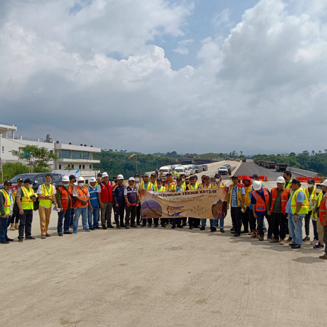 Jumat, Tol Cigombong - Cibadak Fungsional Layani Libur Nataru