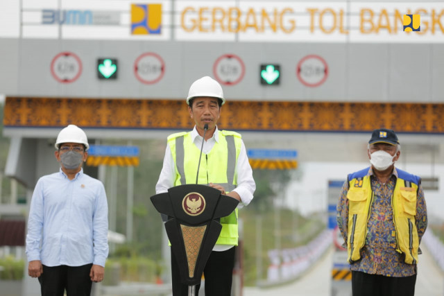 Presiden Jokowi Resmikan Ruas Tol Pekanbaru-Bangkinang 30,9 km di Riau