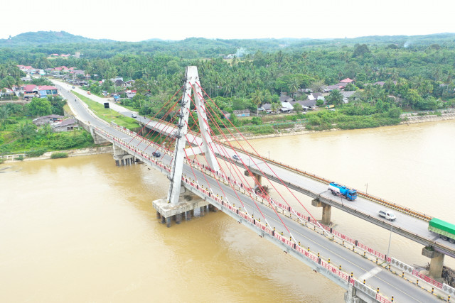 Dukung Konektivitas di Sumatera Barat, Kementerian PUPR Resmikan 2 Jembatan di Dharmasraya