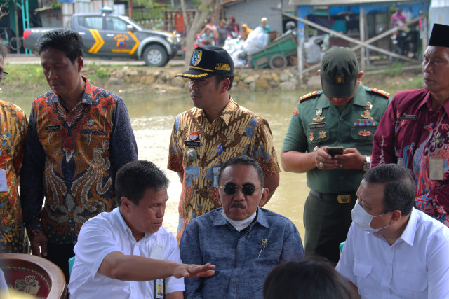 Tanggul Laut Tol Semarang - Demak, Solusi Tangani Banjir Rob