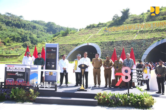 Diresmikan Presiden Jokowi, Jalan Tol Cisumdawu Dukung Operasional Bandara Kertajati