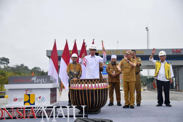 Menteri Basuki Dampingi Presiden Jokowi Resmikan Jalan Tol Bengkulu-Taba Penanjung Tingkatkan Konektivitas di Lintas Barat Sumatera