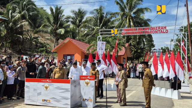 Dukung Produktivitas Pertanian, Presiden Jokowi Resmikan Penanganan 5 Ruas Jalan Daerah di Gorontalo