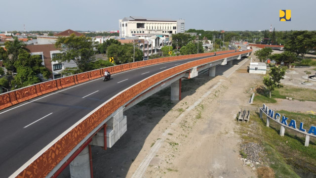 Konstruksi Tuntas, Flyover Djuanda Urai Kemacetan Bundaran  Aloha Menuju Bandara Juanda Sidoarjo 