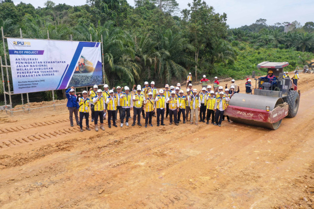 Teknologi Pemadatan Cerdas Upaya Menjaga Kemantapan Jalan Nasional