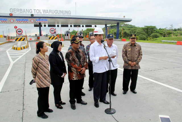 President Inaugurates Surabaya-Mojokerto Toll Road